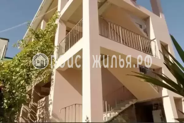 Гостевой дом «На горького», Республика Крым, Алушта, Горького, д.50