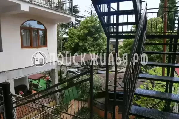 Гостиница «Серебряный двор», Гагра