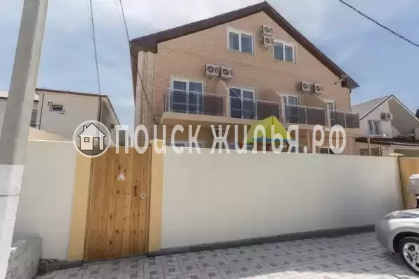 «Янтарный», Кабардинка