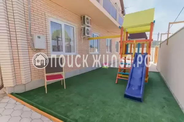 «Янтарный», Кабардинка