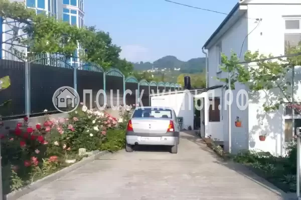 «У Елены», Лоо