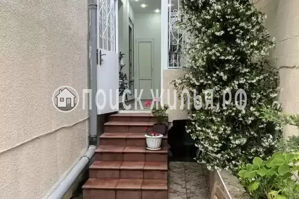 Квартира «С садом и балконом» Квартира «С садом и балконом»