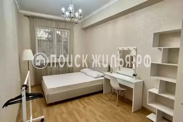 Квартира «С садом и балконом» Квартира «С садом и балконом»