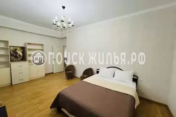 Квартира «С садом и балконом» Квартира «С садом и балконом»