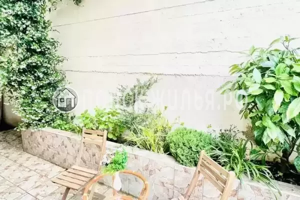 Квартира «С садом и балконом» Квартира «С садом и балконом»