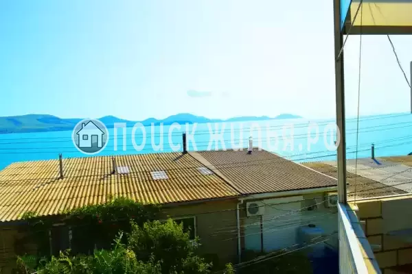 «На набережной» «На набережной»