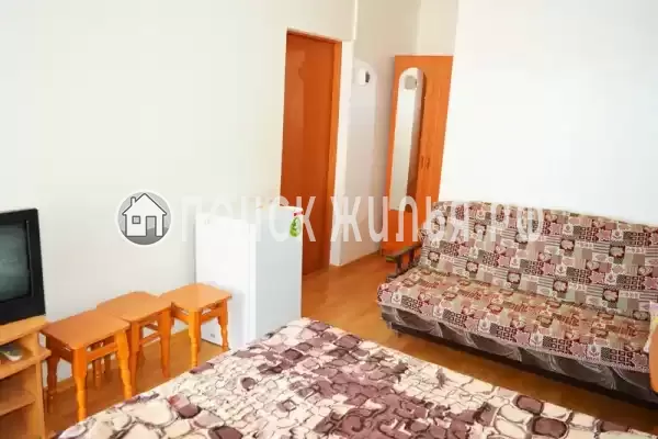 «На набережной» «На набережной»