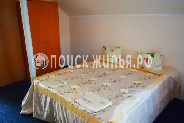 «На набережной» «На набережной»