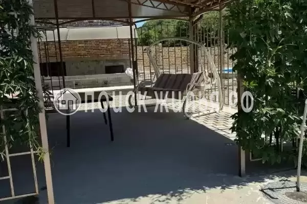 Частный сектор «Дом с бассейном на Персиковой»