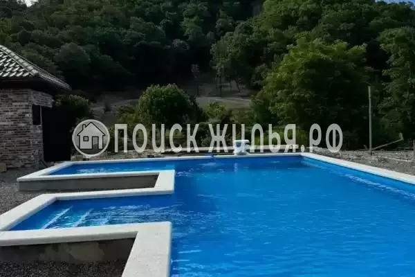 Частный сектор «Дом с бассейном на Персиковой»