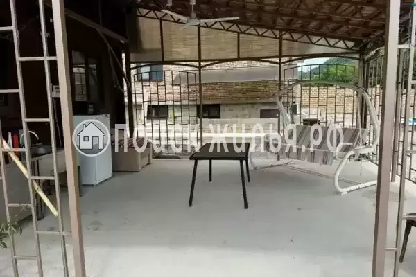 Частный сектор «Дом с бассейном на Персиковой»