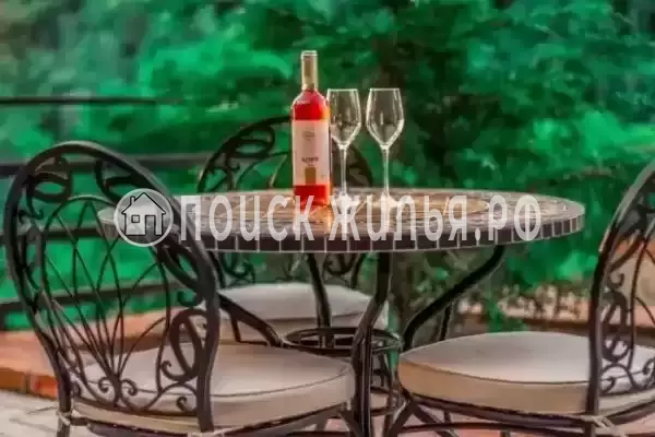 Отель «Грасс»