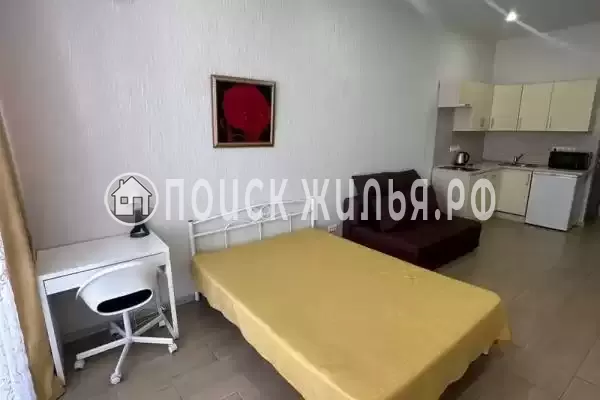 Частный сектор «Светлая уютная студия с балконом»