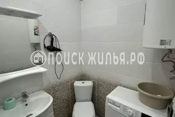 Частный сектор «Светлая уютная студия с балконом»