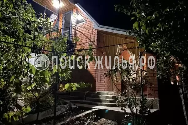 Частный сектор «Домик в саду»