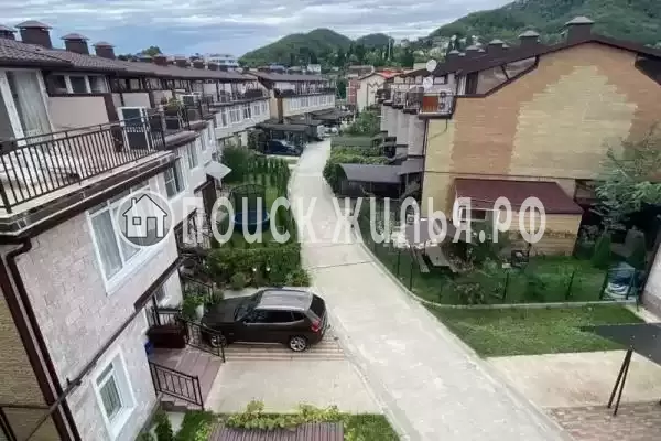 Частный сектор «Трёхэтажный таунхаус» Частный сектор «Трёхэтажный таунхаус»