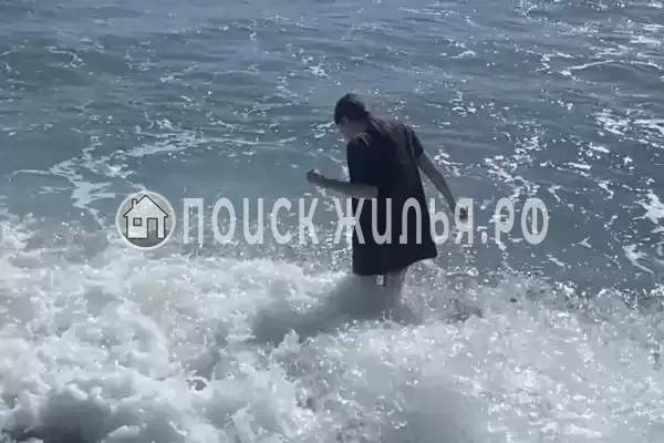 Частный сектор «Двухэтажный коттедж из бруса»