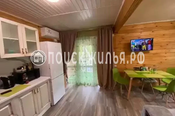 Частный сектор «Двухэтажный коттедж из бруса»