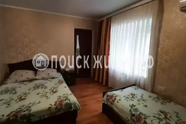 Частный сектор «Трехкомнатный дом на берегу моря»