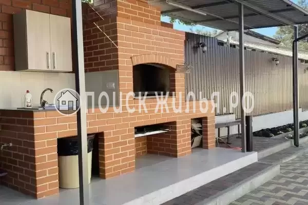 «Дом под БарнХаус» «Дом под БарнХаус»