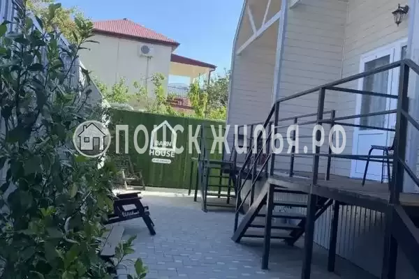 «Дом под БарнХаус» «Дом под БарнХаус»