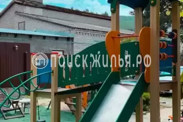 «Дом под БарнХаус» «Дом под БарнХаус»