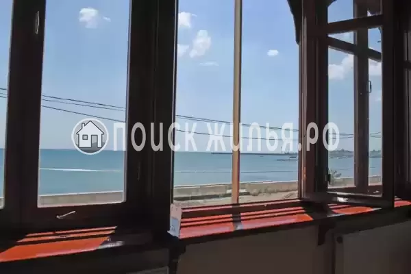 Квартира «На Революции»