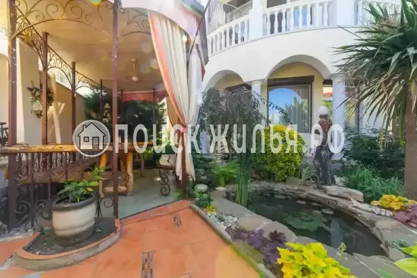 Апартаменты «На Лазурной»