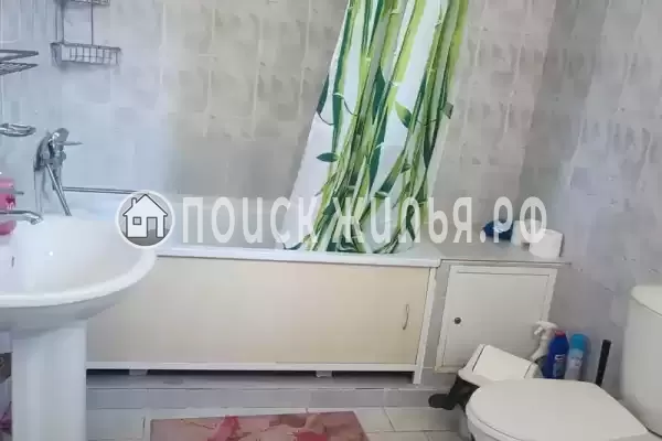 Частный сектор «Часть дома с бассейном под ключ»