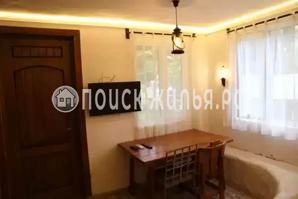 Частный сектор «Отдельный дом в тихом месте недалеко от центра»