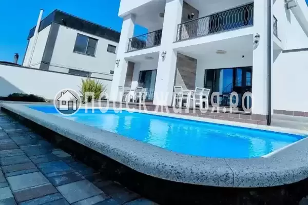 Частный сектор «Вилла DI»