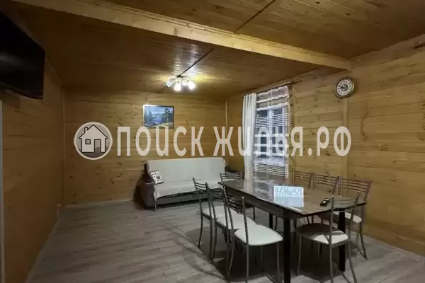 Частный сектор «Дом у речки»