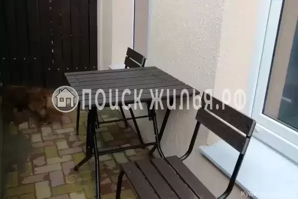 Частный сектор «Апартаменты с отдельным входом в частном доме»