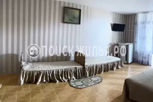 База отдыха «Дом с колоннами» База отдыха «Дом с колоннами»