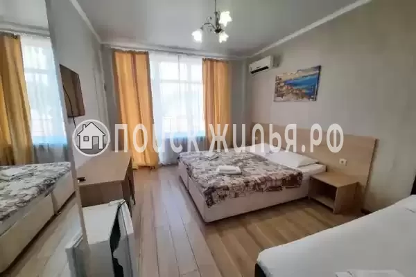 «Лео Гранд»