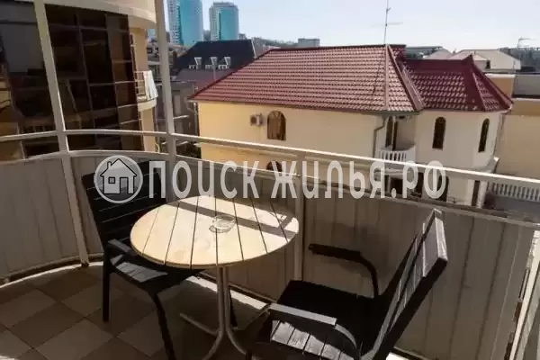 «Лео Гранд»