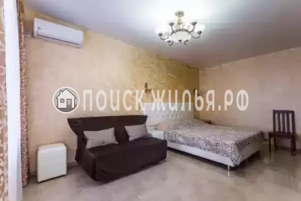 «На ул. макаровой»