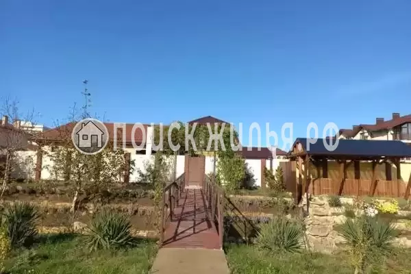 Дом под ключ «с бассейном» Дом под ключ «с бассейном»