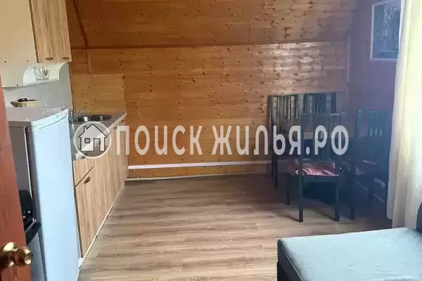 Частный сектор «Отдельный этаж в доме в Сосновом бору» Частный сектор «Отдельный этаж в доме в Сосновом бору»