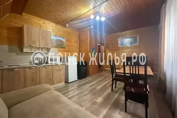 Частный сектор «Отдельный этаж в доме в Сосновом бору» Частный сектор «Отдельный этаж в доме в Сосновом бору»