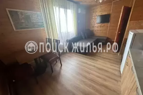 Частный сектор «Отдельный этаж в доме в Сосновом бору» Частный сектор «Отдельный этаж в доме в Сосновом бору»