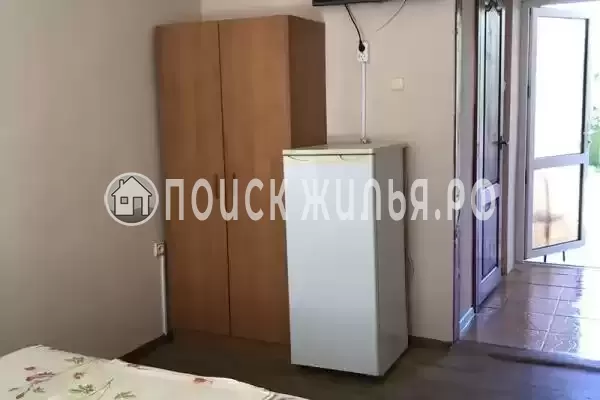 «На лазурной 22»