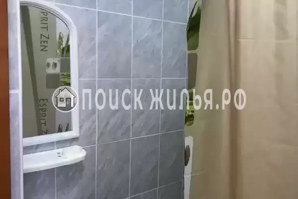 «На лазурной 22»