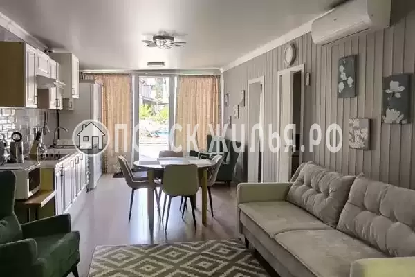 Частный сектор «Двухэтажный коттедж Средиземье»