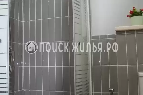 Частный сектор «Двухэтажный коттедж Средиземье»