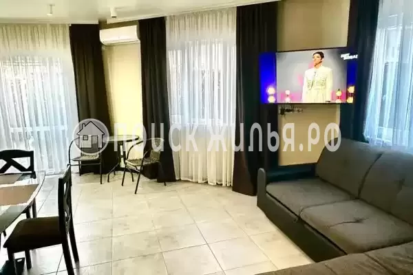 Частный сектор «Двухэтажный дом на Старошкольной» Частный сектор «Двухэтажный дом на Старошкольной»