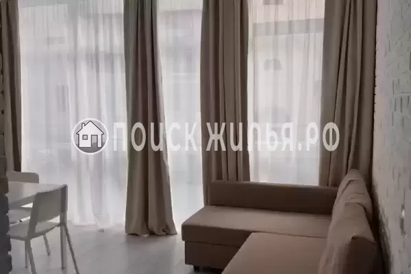 Апартаменты, Учительская, д.33