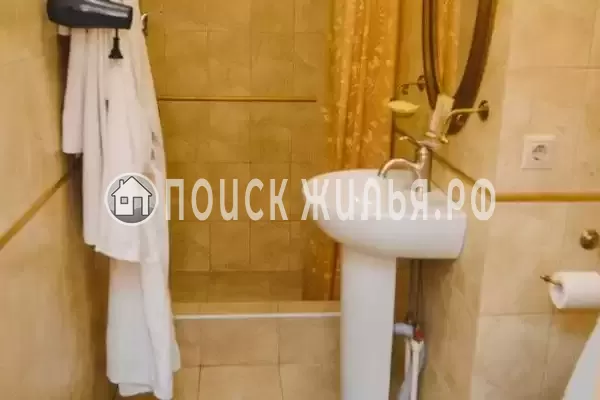 Отель «Гостиничный комплекс Аурумс Континент»