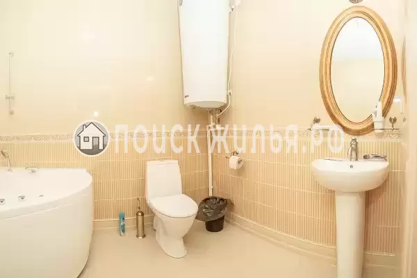 Отель «Гостиничный комплекс Аурумс Континент»