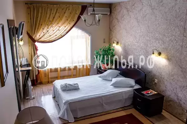 Отель «Персона Грата»